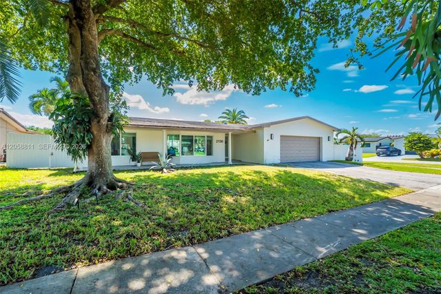 2130 NW 106th Avenue, Pembroke Pines, FL 33026