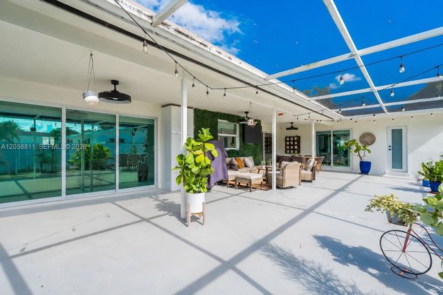 2130 NW 106th Avenue, Pembroke Pines, FL 33026