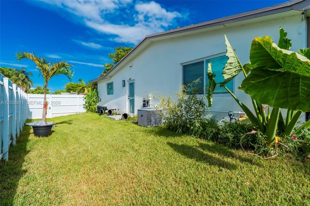 2130 NW 106th Avenue, Pembroke Pines, FL 33026