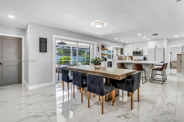 2130 NW 106th Avenue, Pembroke Pines, FL 33026
