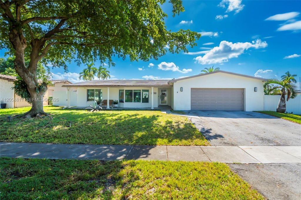 2130 NW 106th Avenue, Pembroke Pines, FL 33026