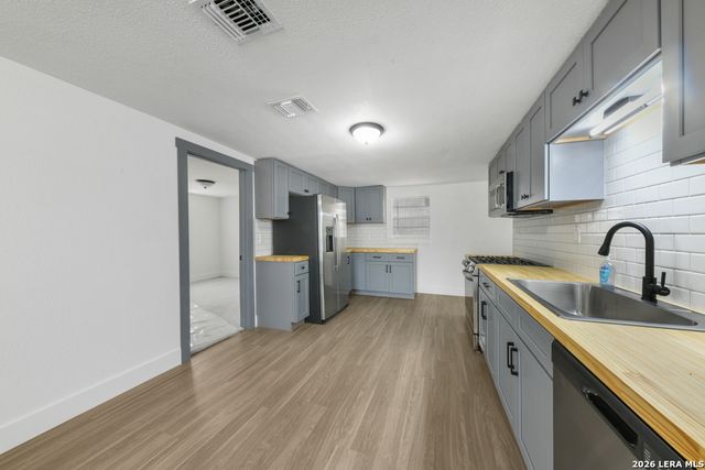 558 Ferris, San Antonio, TX 78220