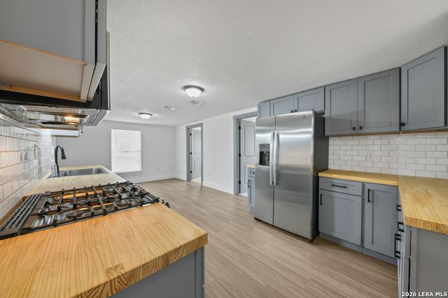 558 Ferris, San Antonio, TX 78220