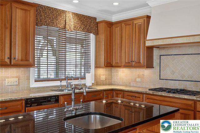 1512 Bette Lane, Lower Saucon Twp, PA 18055