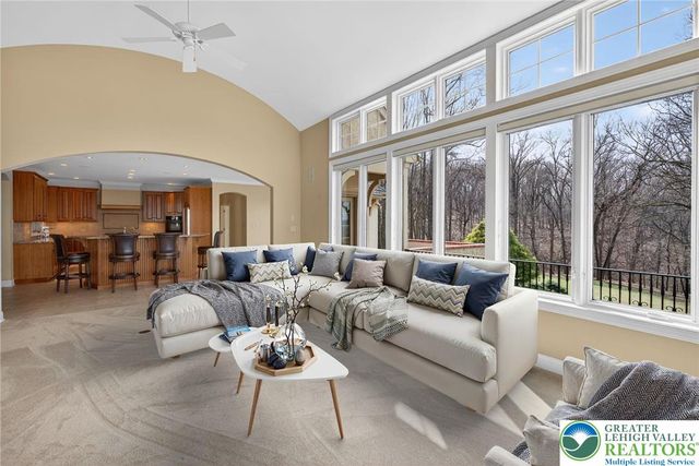 1512 Bette Lane, Lower Saucon Twp, PA 18055