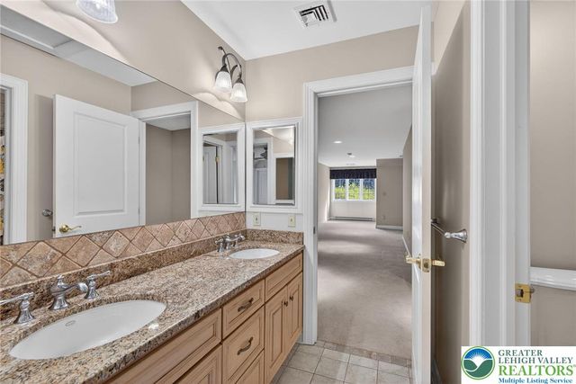 1512 Bette Lane, Lower Saucon Twp, PA 18055