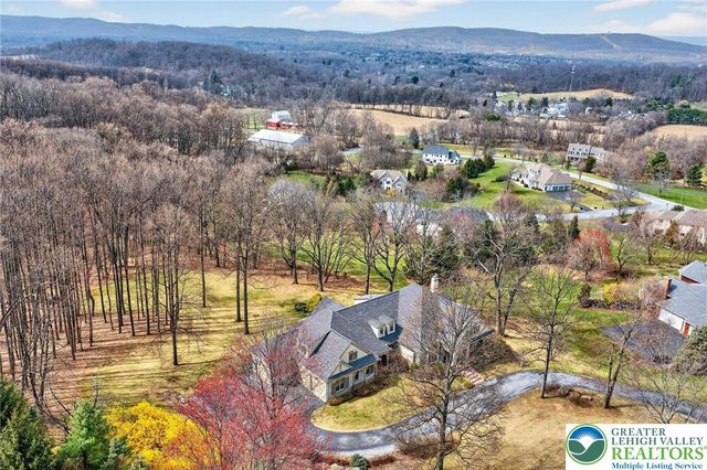 1512 Bette Lane, Lower Saucon Twp, PA 18055