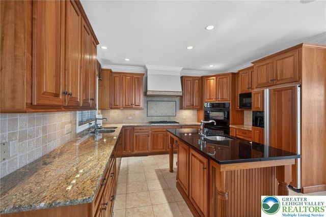 1512 Bette Lane, Lower Saucon Twp, PA 18055