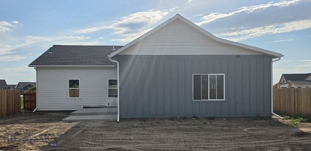 1116 Falcon Ridge Boulevard, Belgrade, MT 59714