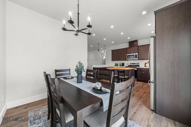 1116 Falcon Ridge Boulevard, Belgrade, MT 59714