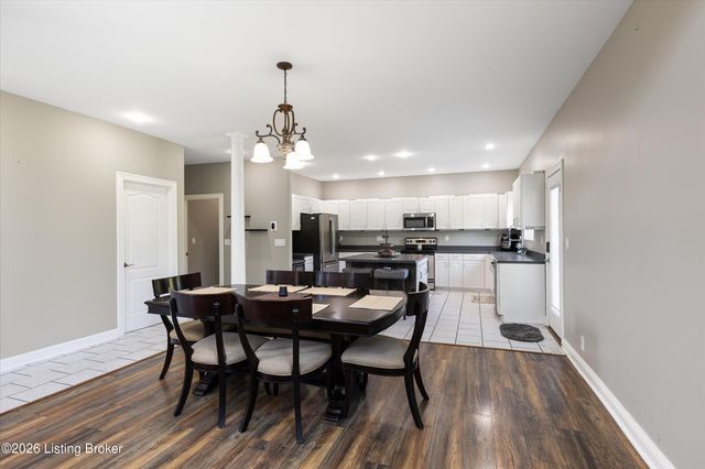 6908 Colton Rd, Crestwood, KY 40014