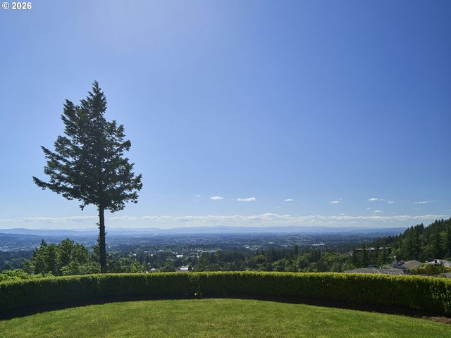 1205 Sw FAIRFAX Pl, Portland, OR 97225
