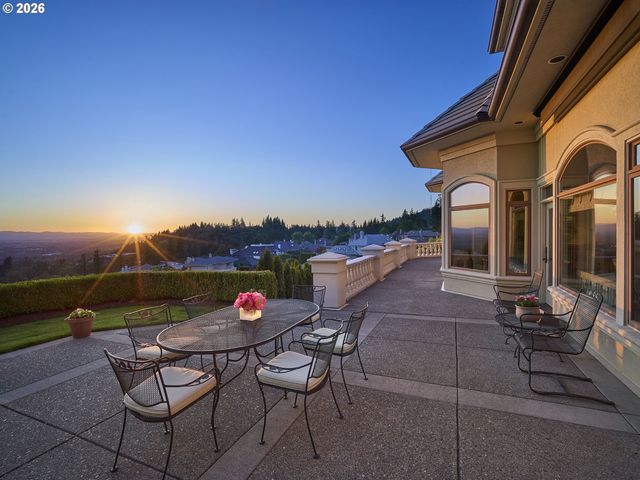 1205 Sw FAIRFAX Pl, Portland, OR 97225