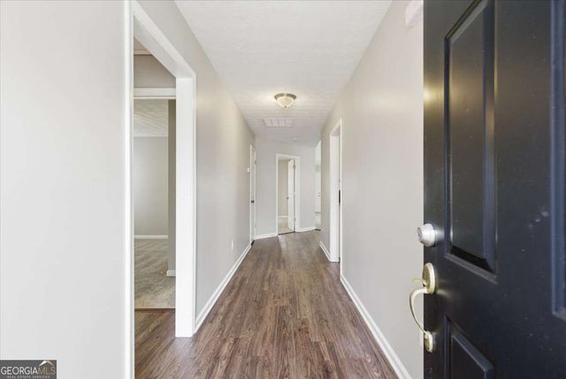 2720 Kentshire Way, Lawrenceville, GA 30044