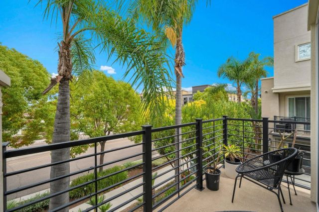 2432 Via Alta, San Diego, CA 92108