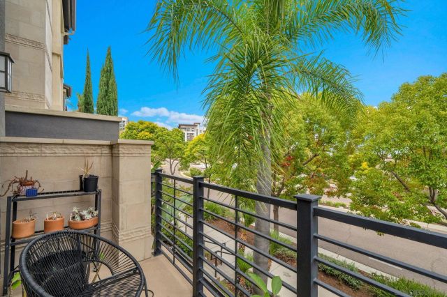 2432 Via Alta, San Diego, CA 92108