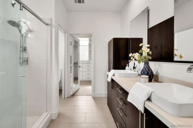 2432 Via Alta, San Diego, CA 92108