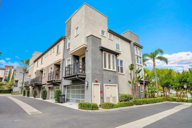 2432 Via Alta, San Diego, CA 92108