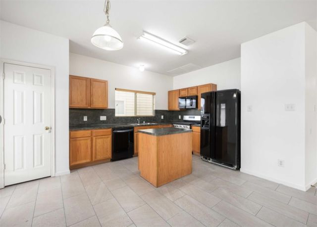 20827 Settlers Lake Cir N, Katy, TX 77449