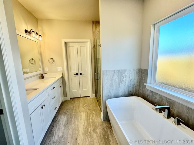 1027 E Delmar Street, Broken Arrow, OK 74012