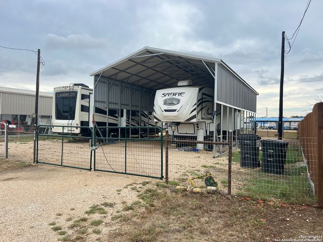 557 siesta, Bandera, TX 78003