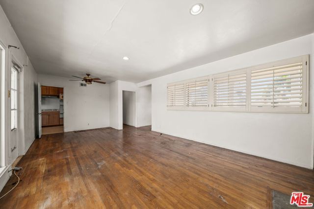 1953 Vuelta Grande Avenue, Long Beach, CA 90815