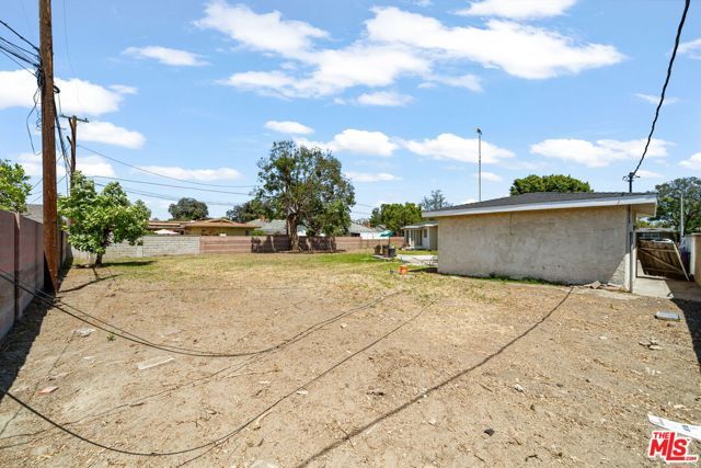 1953 Vuelta Grande Avenue, Long Beach, CA 90815