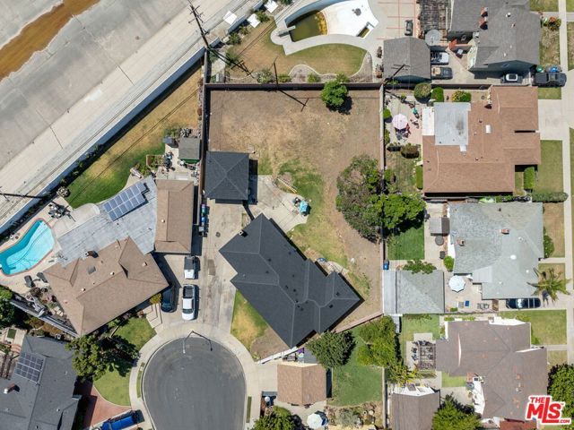 1953 Vuelta Grande Avenue, Long Beach, CA 90815
