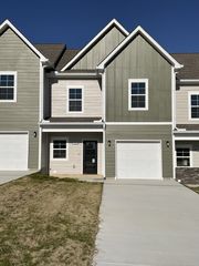 713 S Wall St, Shelbyville, TN 37160