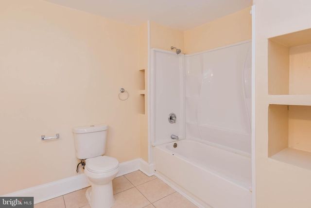 2035 MADISON AVE, Baltimore, MD 21217
