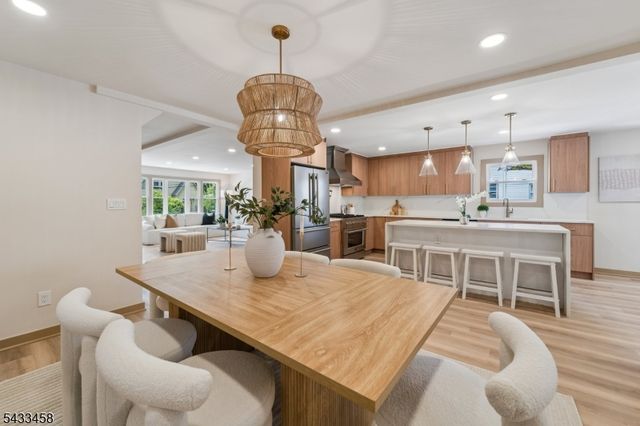 15 Elberta Rd, Maplewood Twp., NJ 07040