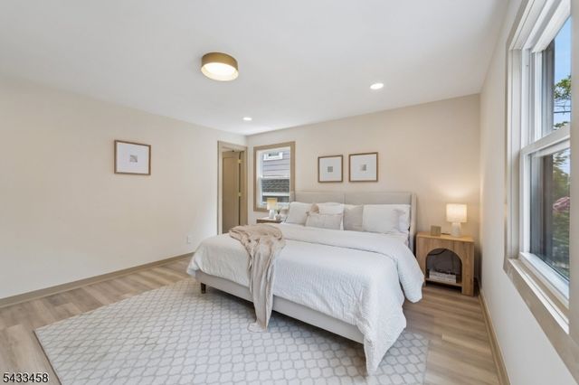 15 Elberta Rd, Maplewood Twp., NJ 07040