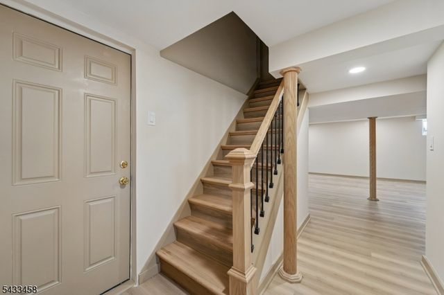 15 Elberta Rd, Maplewood Twp., NJ 07040