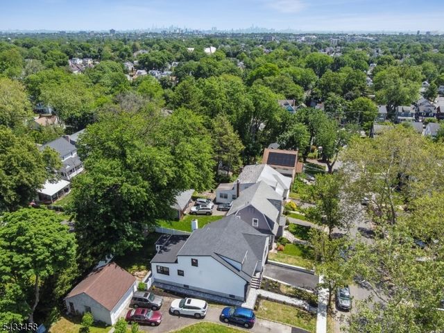 15 Elberta Rd, Maplewood Twp., NJ 07040