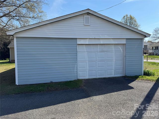 1606 Mt Gallant Road, Rock Hill, SC 29732