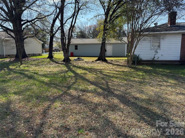 1606 Mt Gallant Road, Rock Hill, SC 29732