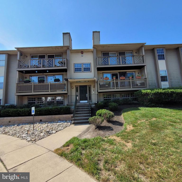44 CRANBERRY CT, Marlton, NJ 08053
