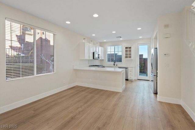 2334 Malaga Peak Street, Las Vegas, NV 89135