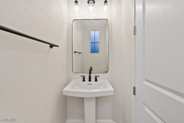 2334 Malaga Peak Street, Las Vegas, NV 89135