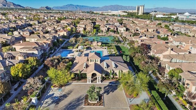 2334 Malaga Peak Street, Las Vegas, NV 89135