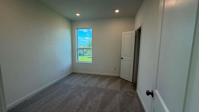 27451 Sunterra Village Dr, Katy, TX 77493