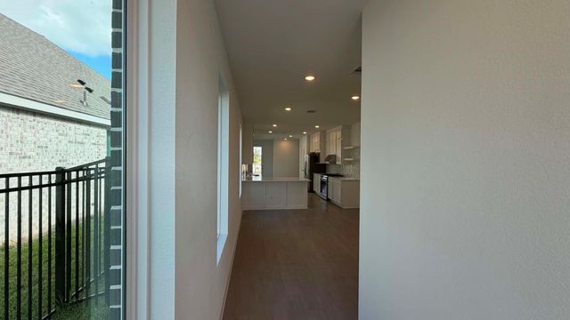 27451 Sunterra Village Dr, Katy, TX 77493