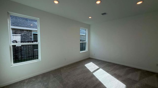 27451 Sunterra Village Dr, Katy, TX 77493