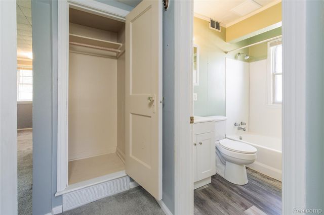 13313 Helen Street, Southgate, MI 48195