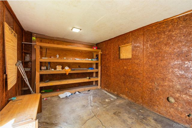 13313 Helen Street, Southgate, MI 48195