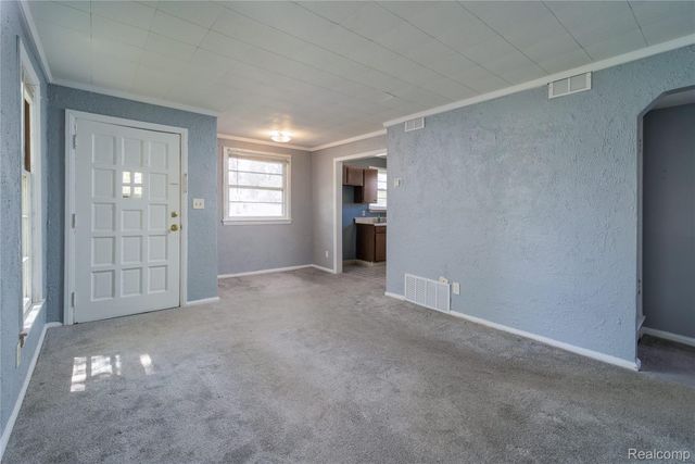 13313 Helen Street, Southgate, MI 48195