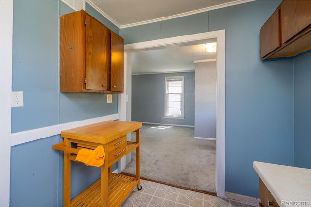 13313 Helen Street, Southgate, MI 48195