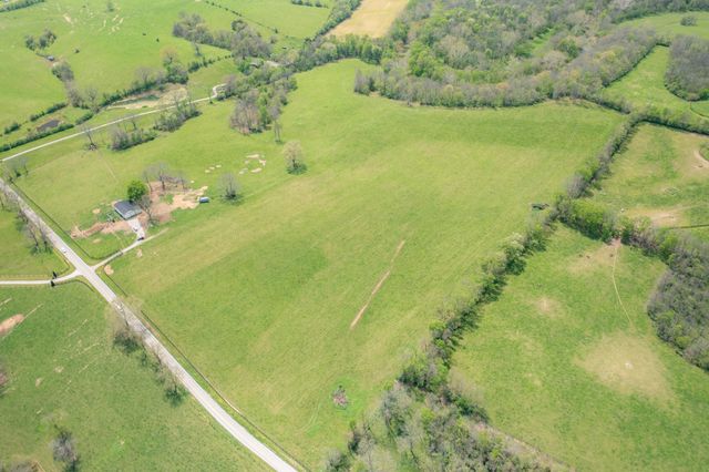 401 Millersburg Cynthiana Road, Paris, KY 40361