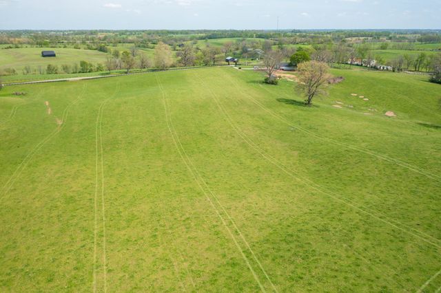 401 Millersburg Cynthiana Road, Paris, KY 40361