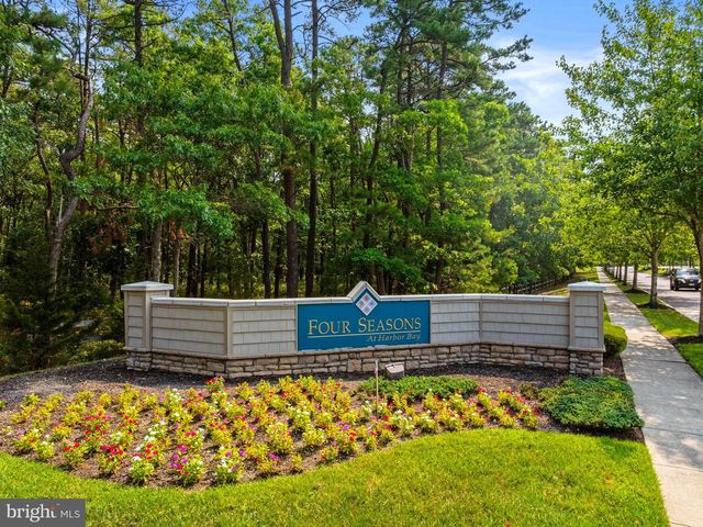 256 NEWPORT WAY, Little Egg Harbor Twp, NJ 08087